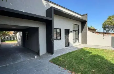 Casa com living integrado, acabamento impecável e vaga coberta – conforto e estilo em cada detalhe