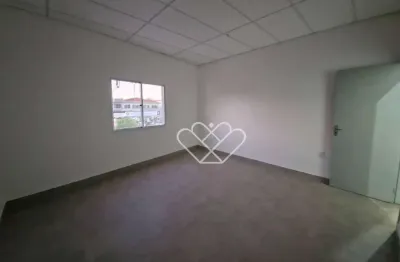 Sala Comercial para Alugar na Vila Cachoeirinha – Localização com Alto Fluxo de Pessoas