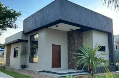 Casa com suíte e lareira no bairro vivare em viamão – ampla, aconchegante e com 4 vagas cobertas