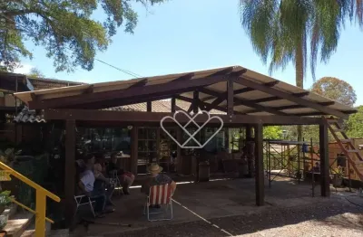 Sítio com Piscina e Ampla Área Verde a 500m da RS-020 em Gravataí