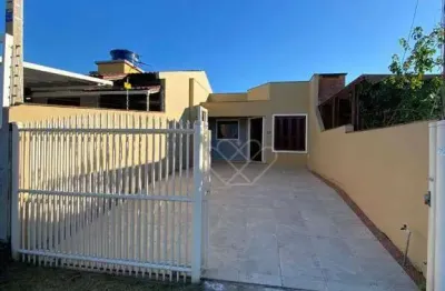 Casa com suíte, pátio e 4 vagas à venda no moradas do sobrado
