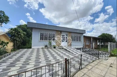 Casa com piscina e suíte disponível para venda ou locação no Centro de Gravataí