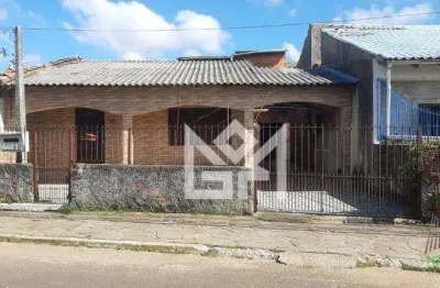 Casa com 3 dormitórios e vaga coberta no bairro castelo branco