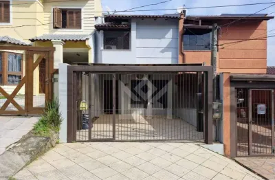 Sobrado com suíte e churrasqueira disponível para locação