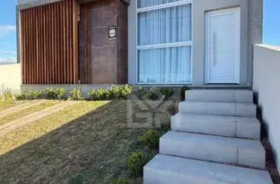 Casa no garden ville com 3 dormitórios e área privativa em gravataí