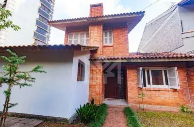 Casa de 242m² para alugar no bairro bela vista em porto alegre