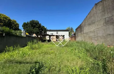Terreno amplo com casa de 2 quartos – oportunidade imperdível