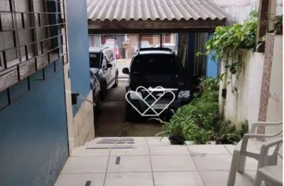 Casa com piscina no bairro natal – espaço e conforto para sua família