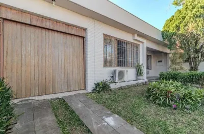 Casa em condomínio fechado com 3 quartos à venda na Rua Magalhães Calvet, Sarandi, Porto Alegre