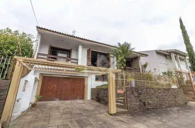 Casa com piscina no bairro jardim itu sabará em porto alegre disponível para venda e locação