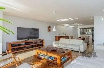 Casa em condomínio fechado com 4 quartos à venda na Rua Burum, Vila Assunção, Porto Alegre