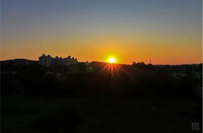 Apartamento à venda na Rua Quatro Mil Quinhentos e Setenta e Quatro, Vila Nova, Porto Alegre