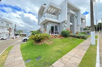 Casa em condomínio fechado com 3 quartos à venda na Rua Ivo Walter Kern, Hípica, Porto Alegre