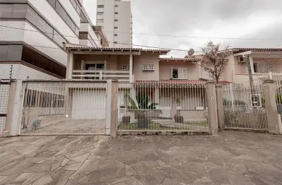 Casa em condomínio fechado com 4 quartos à venda na Rua Maestro Salvador Campanella, Jardim Itu Sabará, Porto Alegre
