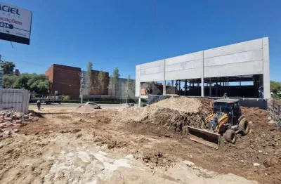 Loja para alugar no bairro hípica em porto alegre – espaço amplo e versátil