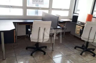 Sala para locação no centro histórico em porto alegre com 135m²