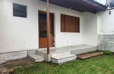 Casa para alugar no bairro bom princípio em cachoeirinha com 2 dormitórios e amplo quintal