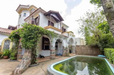 Casa imponente no bairro petrópolis em porto alegre — disponível para venda e locação