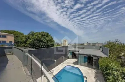 Casa com 3 quartos à venda na Rua Delfino Riet, Santo Antônio, Porto Alegre