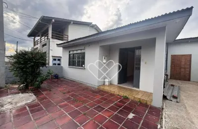 Casa à Venda no Bairro Passo dos Ferreiros em Gravataí com Terreno Amplo