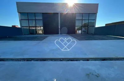 Pavilhão Inteiro para Locação em Cachoeirinha com Mais de 1.000m² de Área Total