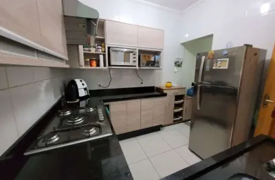 Casa com 2 quartos à venda na Rua Jiparaná, 275, Itaquera, São Paulo