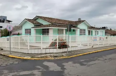 Casa para venda em siderópolis, centro, 5 dormitórios, 2 banheiros, 1 vaga