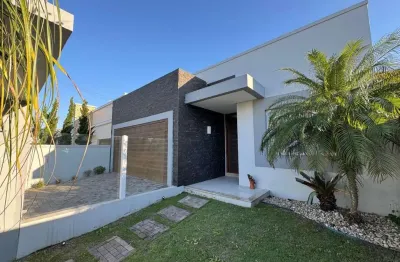 Casa para venda em sombrio, centro, 3 dormitórios, 1 suíte, 3 banheiros, 2 vagas