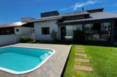 Casa para Venda em Balneário Gaivota, Turimar, 4 dormitórios, 2 banheiros, 2 vagas