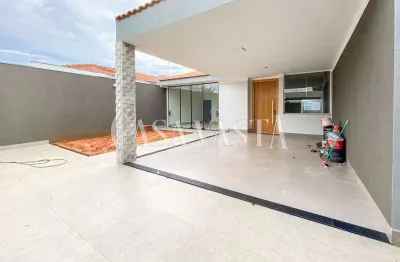 Casa com 3 quartos à venda na Rua Isaltino Crescêncio, Concórdia II, Araçatuba