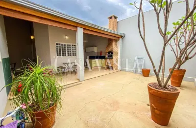 Casa com 3 quartos à venda na Rua Omalie Alexandre Nassar, Concórdia II, Araçatuba
