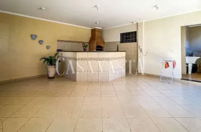 Casa com 3 quartos à venda na Rua Abrão Cury, Planalto, Araçatuba