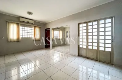 Casa com 3 quartos à venda no Amizade, Araçatuba 