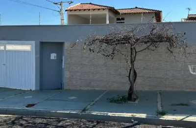 Casa para locação em presidente prudente, parque residencial nosaki, 4 dormitórios, 2 suítes, 3 banheiros, 4 vagas