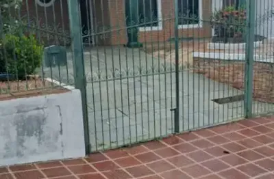 Casa para locação em marília, ana carla, 3 dormitórios, 1 suíte, 2 banheiros, 3 vagas
