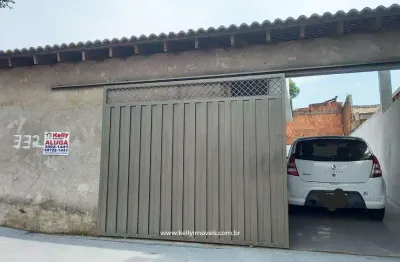 Casa para Locação em Presidente Prudente, Brasil Novo, 2 dormitórios, 1 banheiro, 3 vagas