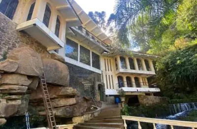 Casa com 6 quartos à venda no galópolis, caxias do sul  por r$ 3.500.000