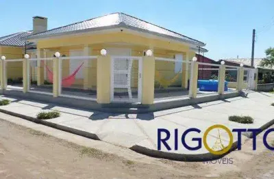 Casa com 4 quartos à venda no balneário figueirinha, arroio do sal  por r$ 990.000