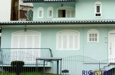 Casa com 4 quartos à venda no rio branco, caxias do sul  por r$ 1.600.000