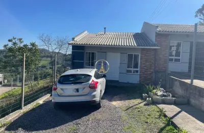Casa com 2 quartos para alugar na nossa senhora das graças, caxias do sul  por r$ 1.600