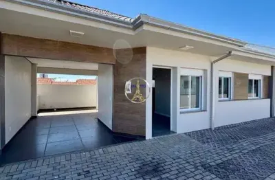 Casa com 3 quartos à venda no Pioneiro, Caxias do Sul  por R$ 371.000