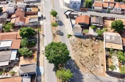 Terreno comercial à venda na Rua RI 18, s/n, Residencial Itaipu, Goiânia