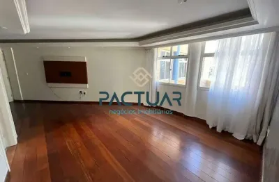 Área Privativa: 4 quartos, 2 suítes, 3 banheiros e 2 vagas para aluguel no bairro Buritis