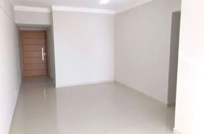 Apartamento a venda no bairro santa mônica, montado com armários planejados