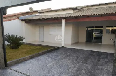 Casa com 3 quartos à venda na Rua Mata dos Pinhais, Granada, Uberlândia