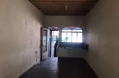 Casa com 3 quartos para alugar na rua tenente senna, --, maria virgínia, belo horizonte por r$ 1.850