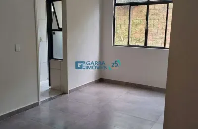 Apartamento com 3 quartos para alugar na aderito de távora, --, heliópolis, belo horizonte por r$ 1.200