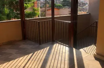 Casa com 3 quartos para alugar na rua dos apaches, --, santa mônica, belo horizonte por r$ 2.700