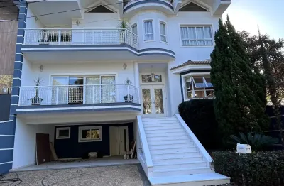 Casa 03 quartos para alugar - 380m2 condomínio alto da boa vista