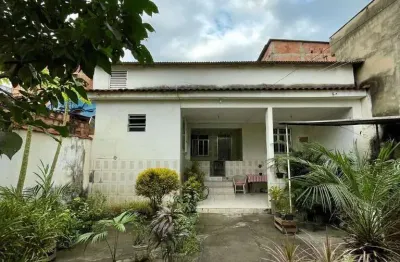 Casa para Locação em Duque de Caxias, Chácaras Rio-Petrópolis, 2 dormitórios, 4 vagas